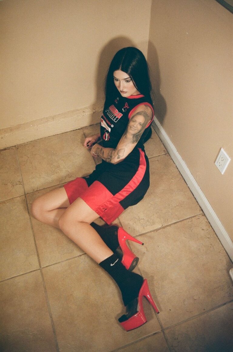 IMG 5803 768x1160