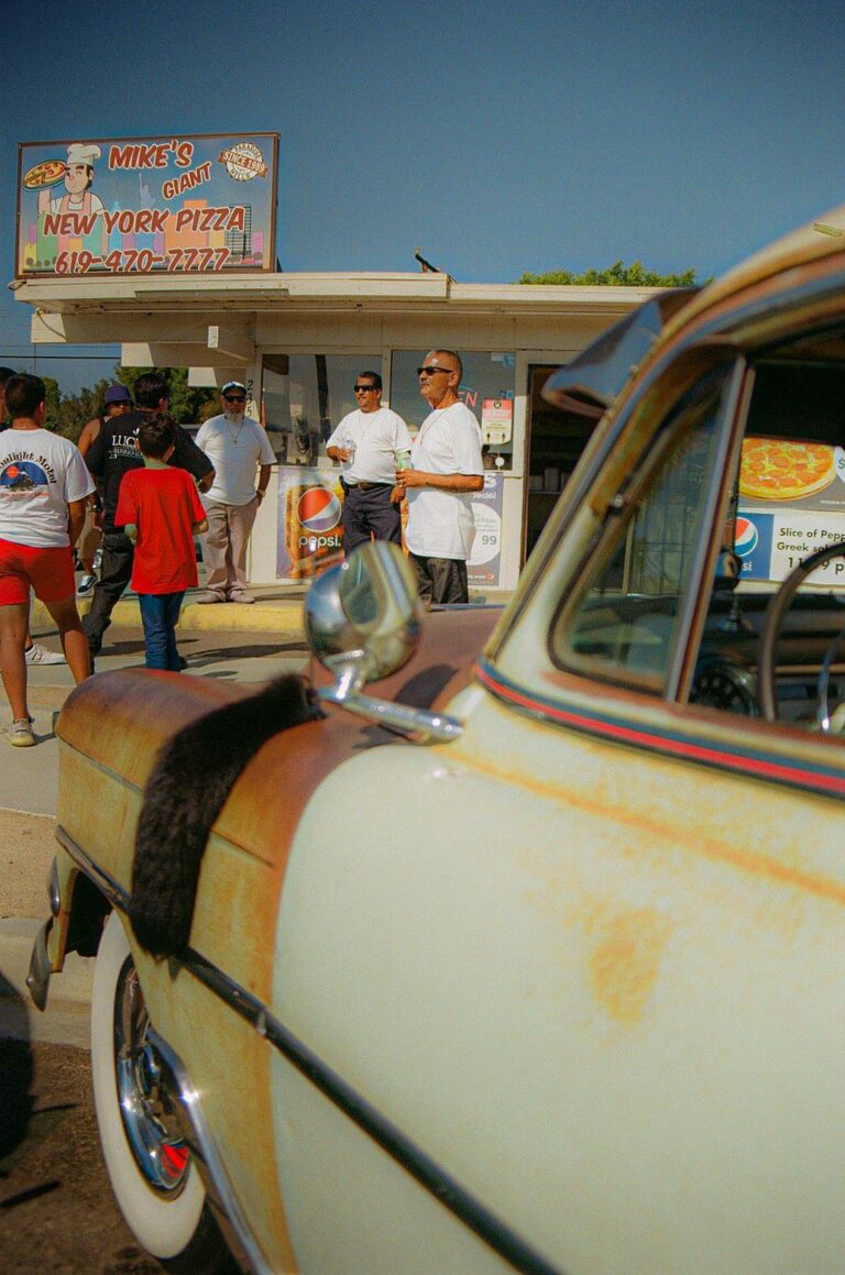 000329350002 768x1159